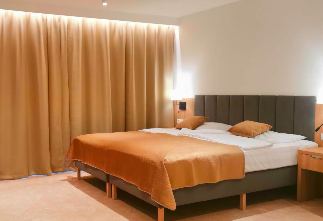 Hotel SKAL Medi SPA&Resort Ustronie Morskie Esterno foto